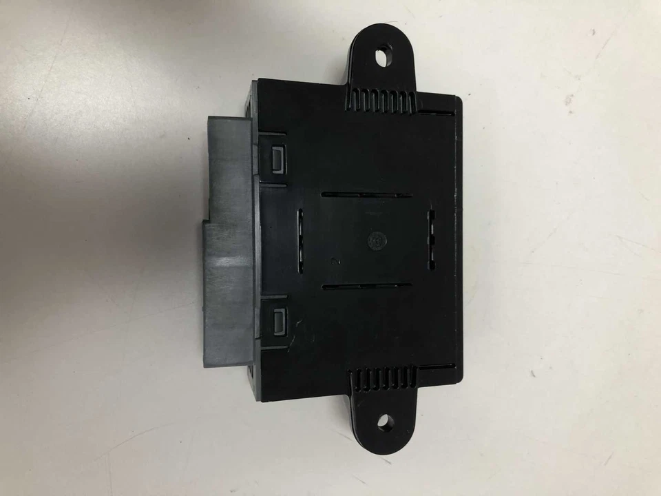 Centralina centralina porta destra Ford Fiesta VII MK8 2180740 H1BT-14B533-AE - Immagine 1 di 1