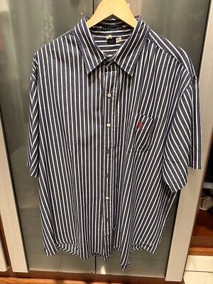 Camisa Polo Assn Para Hombres XL Blanca/Azul Rayas Abotonadas Manga Corta Foto 1 de 4