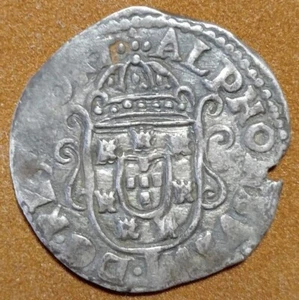 Portugal Tostão D. Afonso VI (1656 - 1683) . Hammered Silver Coin - Picture 1 of 4