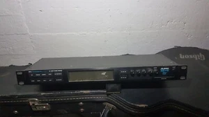 ALESIS S 4 RACK SYNTHESIZER - Bild 1 von 2