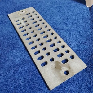 4x12 Sammelschiene Zinnmantel Kupfer Bodenleiste 2-Loch Ösen 3/8 Loch 24 Term GEBRAUCHT - Bild 1 von 4