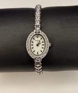 Einzigartige BULOVA DAMEN KRISTALL Tennis Armband Cubic Z Herzen Uhr Silber Zierlich - Bild 1 von 6