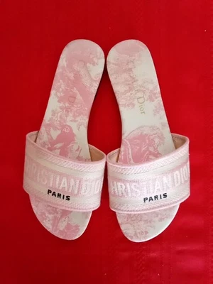 Sandalia Christian DIOR Rosa Slides - EUR 38 / EE. UU. Talla 7-7,5 Foto 1 de 4