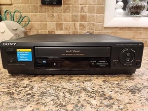CLEAN! SONY SLV-678HF VHS VCR Recorder 4 Head Tested Working - Picture 1 of 13