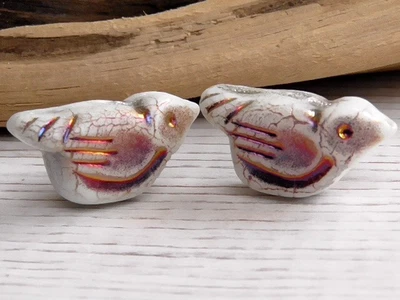 2 - 22x12mm CHECO OPACO BLANCO, METAL VOLCÁN LAVADO PÁJARO GORRIÓN CUENTAS DE VIDRIO Foto 1 de 3