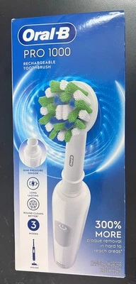 Oral-B Pro 1000 аккумуляторная электрическая зубная щетка и зарядное устройство основание белый 9636 - Изображение 1 из 3
