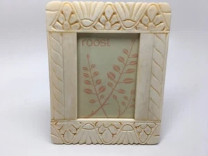 NEW w TAG! VTG CARVED CREAM COLOR CELLULOID WOOD EASEL BACK PICTURE FRAME-INDIA - Picture 1 of 7