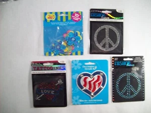 Lot of 5 Assorted Appliques Hearts Peace Symbols Flowers Iron On - Picture 1 of 10