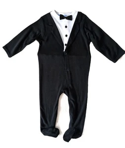 Baby Anzug SMOKING festlich mit "Schwalbenschwänzen" Gr 74 /80 Neu mit Etikett - Bild 1 von 3