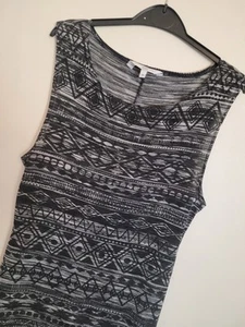 Women New Look Black & Grey Midi Sleeveless Printed Aztec Bodycon Dress Size 14 - Picture 1 of 4