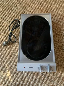 Gaggenau Dual Burner Electric Cooktop 240 Volts Pre Owned - Picture 1 of 23
