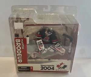 McFarlane NHL Sports Picks 2004 Equipo Canadá Martin Brodeur Uniforme Negro NHL Nuevo - Imagen 1 de 2