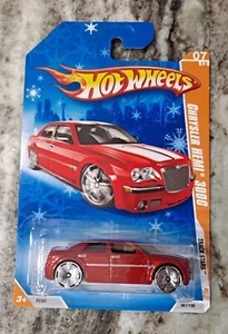 Hot Wheels - Red Chrysler Hemi 300C - Track Stars 2009 Snowflake Card - Picture 1 of 2