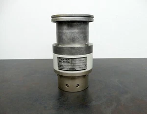 Bomba Turbo Balzers Pfeiffer, Modelo TPD 020, DN63 ISO-K, **PARA REPUESTOS** - Imagen 1 de 8