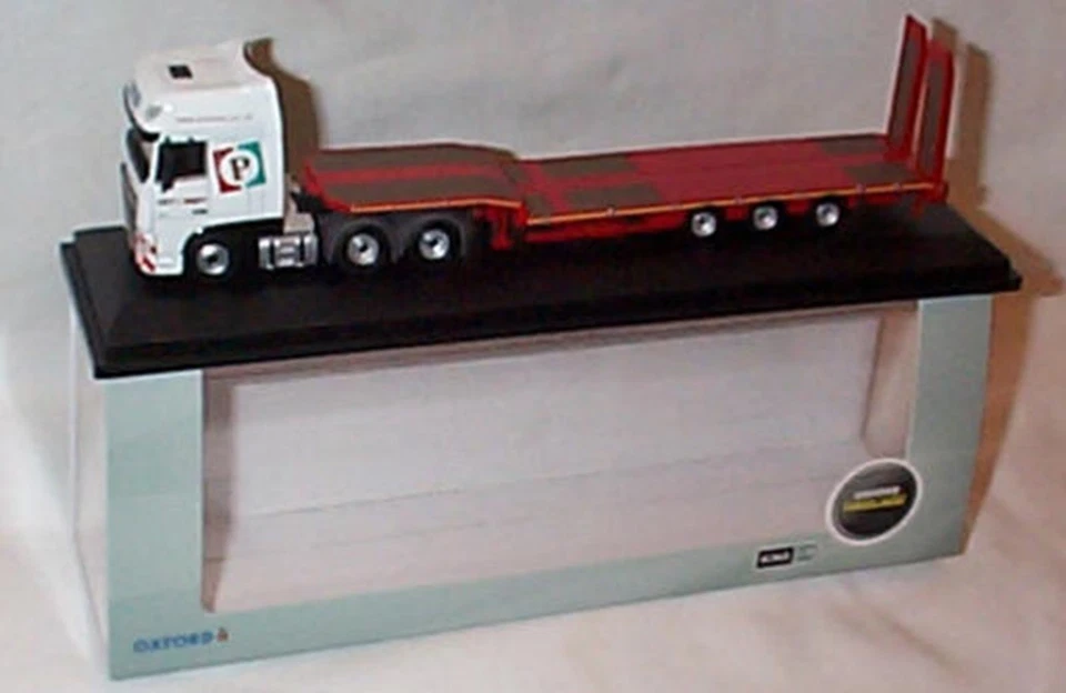 Oxford Diecast 1:76 Scale Pollock Lift & Shift DAF XF Euro 6 Low Loader 76DXF007 - Image 1 of 3