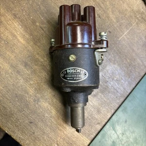 Distribuidor de encendido Bosch 0 231 115 046 Renault Alfa Romeo nuevo  - Imagen 1 de 6
