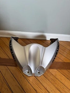 2025 Silver SUZUKI GSXR1000 FRONT FUEL TANK COVER 44291-17K00 - Picture 1 of 12