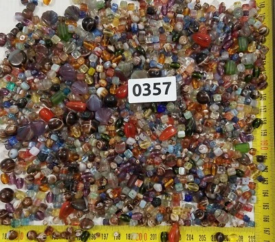 Böhmische Glasperlen  30er-80er Jahre  200 Gramm Bunter Mix   - Bild 1 von 2