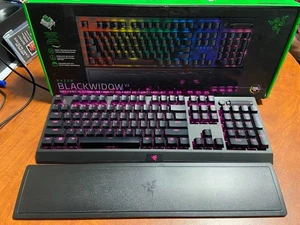 Mechaniczna klawiatura do gier Razer Blackwidow V3 - Zdjęcie 1 z 10