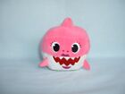 BABY SHARK Singing MUMMY SHARK Cuddly Soft Plush Cube Toy With Sound (PINKFONG)