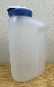 Rubbermaid Servin' Saver 2.75 Qt Beverage Container Jug Blue Flip Top Lid #0459 - Picture 1 of 10