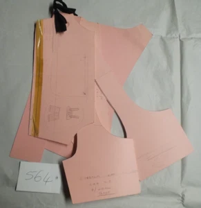 Vintage Child's 1970's Shorts & Top Set Card Pattern 7/8 years Professional #564 - Picture 1 of 2