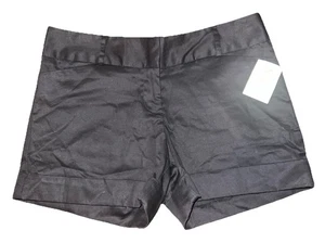 NWT The Limited "Cassidy Fit" sz 8 Mid Rise Cuffed Black Bermuda Shorts - Picture 1 of 8
