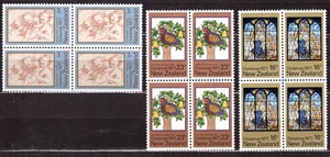 NEW ZEALAND #632-634 1977 Christmas Issue Blocks of 4 Set MNH - Picture 1 of 2