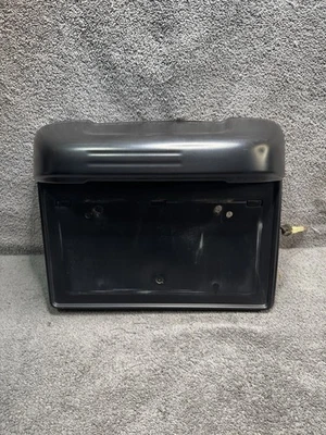 1999-2004 Suzuki Vitara TRACKER Rear Trunk License Plate Holder Molding Trim - Image 1 of 4