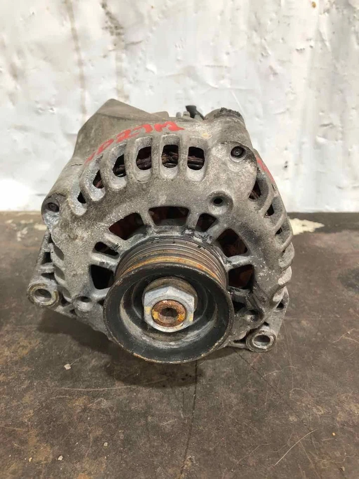 Alternador Chevy C1500 Suburban 1996-1999 OEM 5,0 L 5,7 L 124 amperios (opcional KW2) Foto 1 de 4