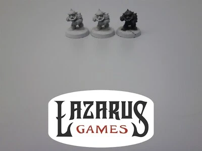 Warhammer Fantasy Battle & AoS: Blood Bowl - 3 Dwarf Team Linemen (oop metal) - Image 1 of 4