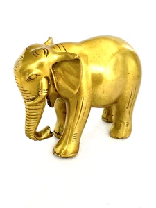 Scultura statuina elefante in ottone, 4" L, 480 g (1,1 libbre) - Foto 1 di 1