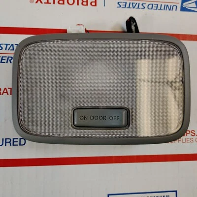 Lámpara de luz domo interior Hyundai Veloster 13-17 iluminación 13-17 OEM Foto 1 de 4