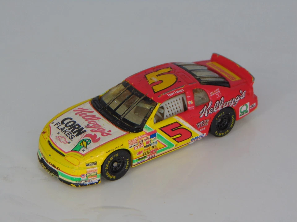 MATTEL 1996 TERRY LABONTE #5 CHEVY MONTE CARLO KELLOGG'S CORN FLAKES NASCAR 1:64 - Image 1 of 1