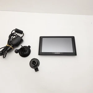 Garmin Nuvi 67LM 6-Inch GPS Bundle w/ Car Adapter and Mount - Picture 1 of 6