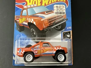 Hot Wheels '87 Dodge D100 GTC30 HW Race Team Orange 1/10 Custom Super Wheel Swap - Picture 1 of 6