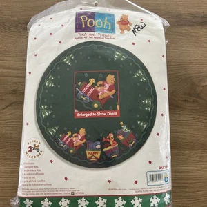 Kit Falda Árbol Navidad Fieltro Bucilla Disney "Pooh and Friends" 43" Diámetro Nuevo Abierto - Imagen 1 de 7