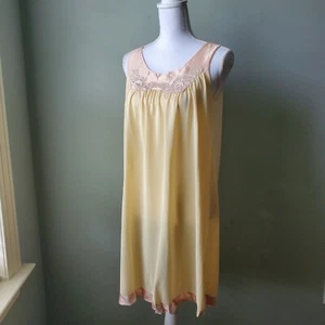 Vtg Snowdon Women's Night Gown Slip Dress Nylon Size Medium Embroidered Satin  - Picture 1 of 12