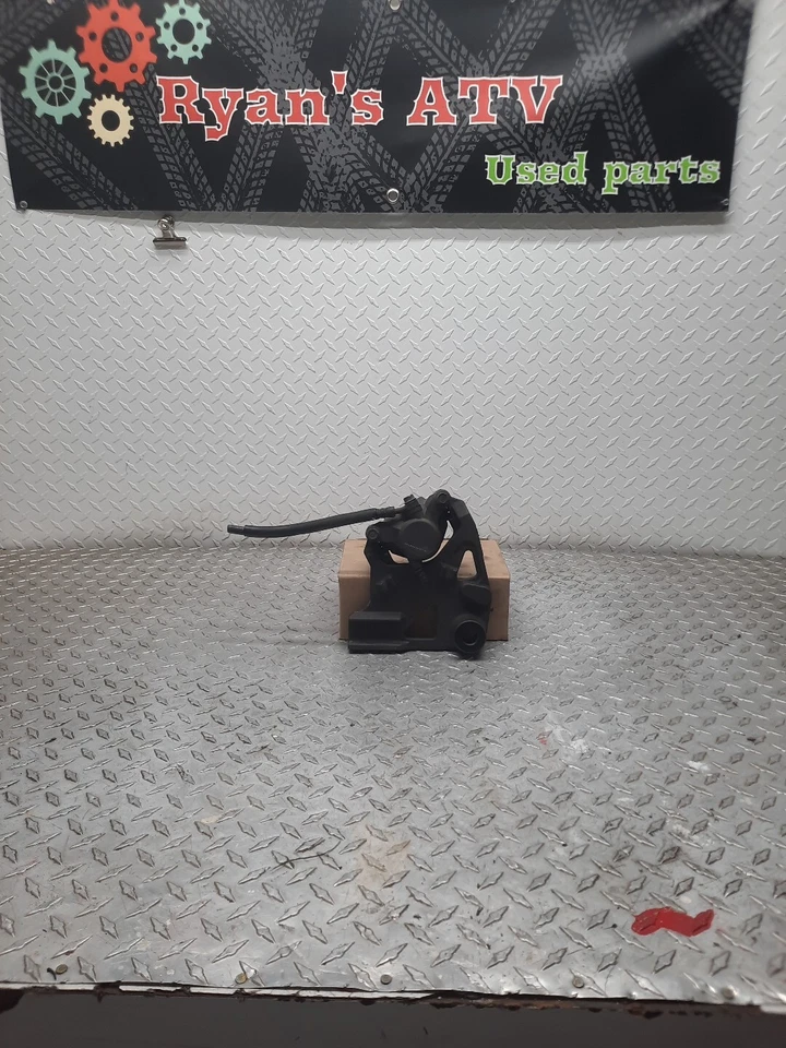 2015 YAMAHA BOLT XVS950 C SPEC REAR BRAKE CALIPER 1TP-2580W-00-00 - Image 1 of 4