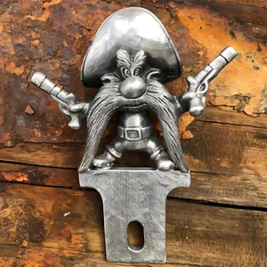 Trucks Hood Ornament Cartoon Vintage Car Ornaments Inspired by the Classic Anima - Picture 1 of 6
