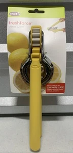 Chef'n FreshForce Citrus Juicer, 10.25, Manual Lemon Squeezer - Picture 1 of 5