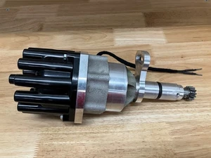 Early Porsche 911 Twin Plug Distributor. Clockwise Rotation for 2.4, 2.7, 3.2 L - Picture 1 of 19