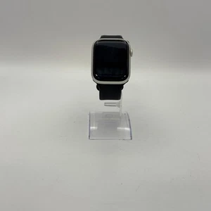 Apple Watch (Series 8) 45mm Starlight Aluminum w/ Black Sport (GPS) - Good Cond. - Photo 1 sur 4