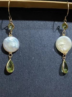 New In Box Elegant Woman’s Gold Plated Earrings With Pearls And Peridot Stone - Image 1 of 4