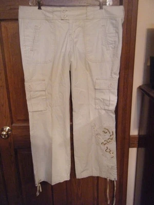 Vintage L.E.I. Pantalones cargo de tiro bajo bordados y lentejuelas caqui - talla 18 Foto 1 de 4