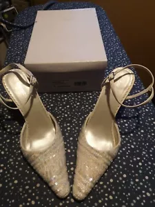 PRETTY BARRATTS WEDDING SHOES IVORY SATIN IRIDESCENT BEADS & SEQUINS SIZE 5 - Picture 1 of 7