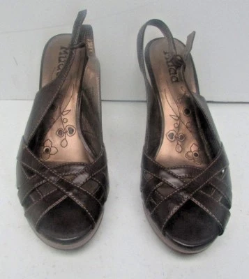 New Mudd Passie Dark Brown Smooth Size 6.5 Womens USA Medium Heels - Image 1 of 4