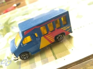 Matchbox Chevy Transport Bus (1999 Multipack Exclusive) Dated 1998, Mattel Inc - Picture 1 of 7
