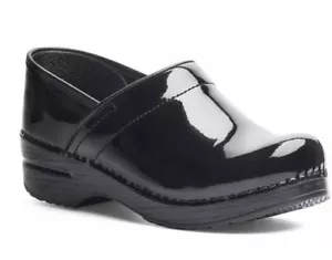Dansko Professional Black Patent Leather Clogs Z4399 Women's Size 42 EU/ 11.5-12 - Picture 1 of 3