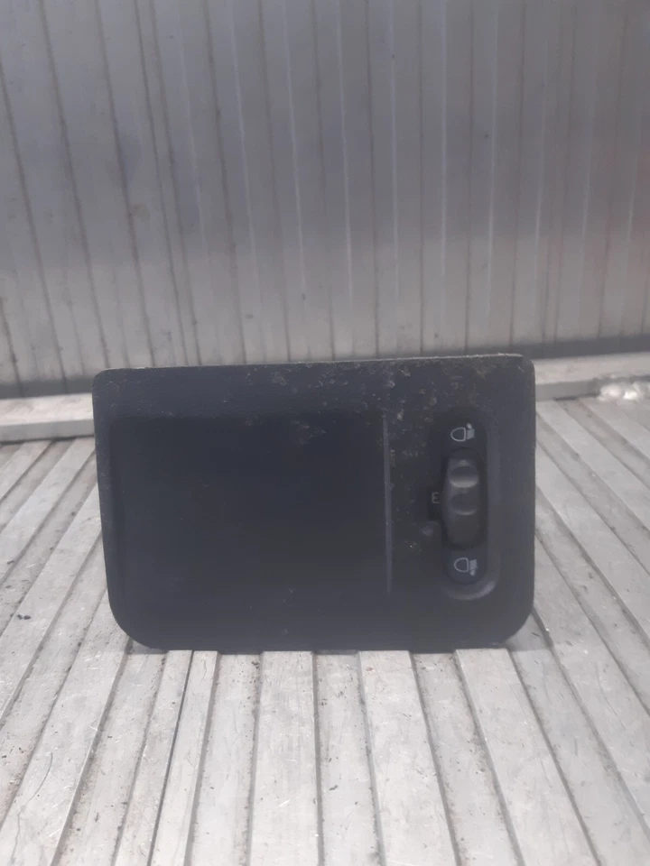 Interruptor de control de faros Renault Clio MK2 2003 8200069068 Foto 1 de 4